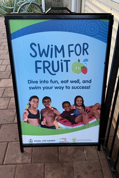 signboard Swim for Fruit