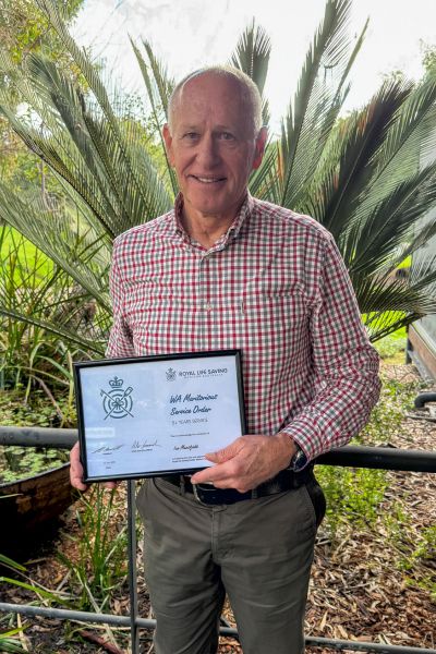 Ian Mansfield with his award